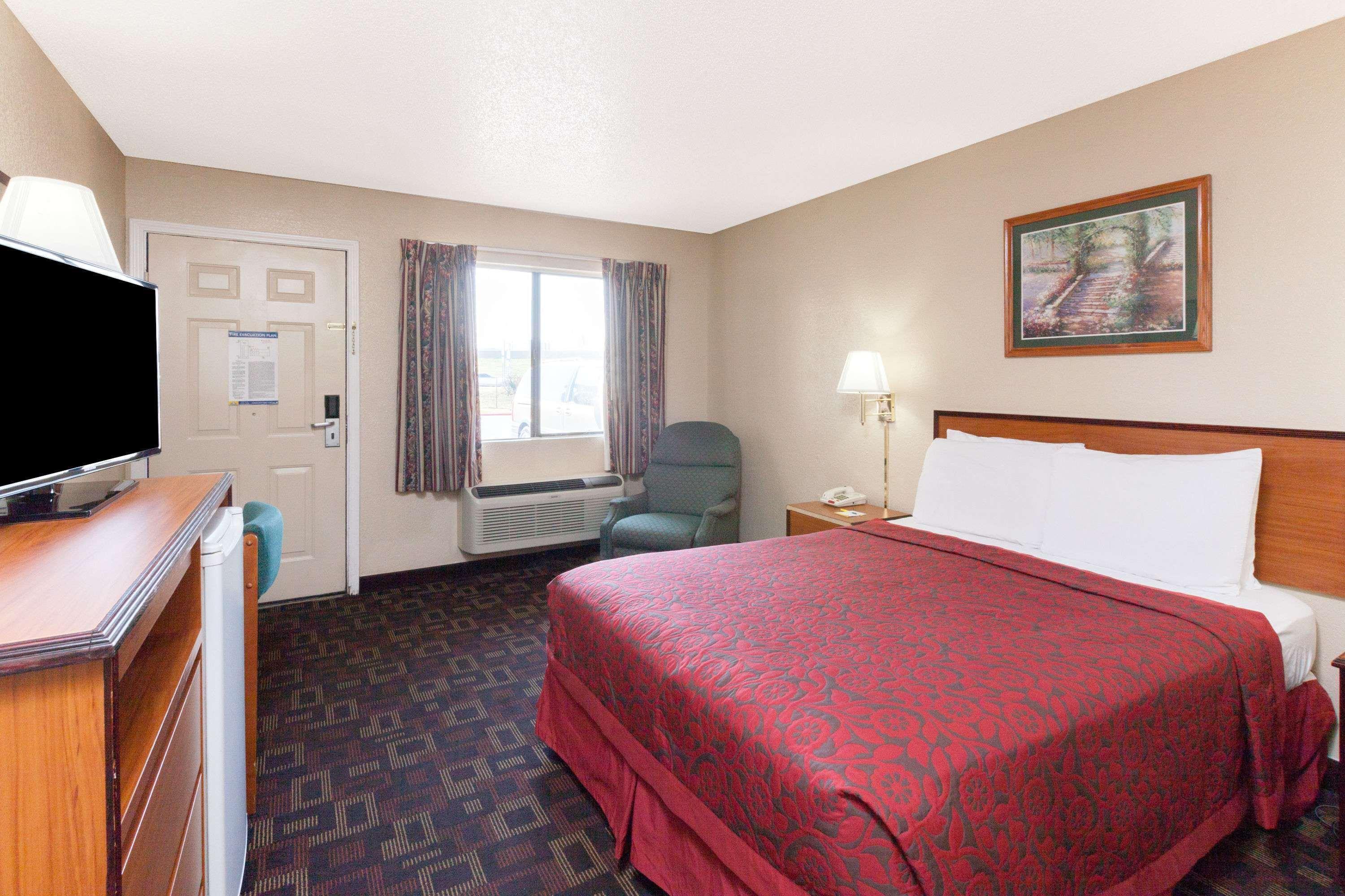 Days Inn Oklahoma City West Exterior foto